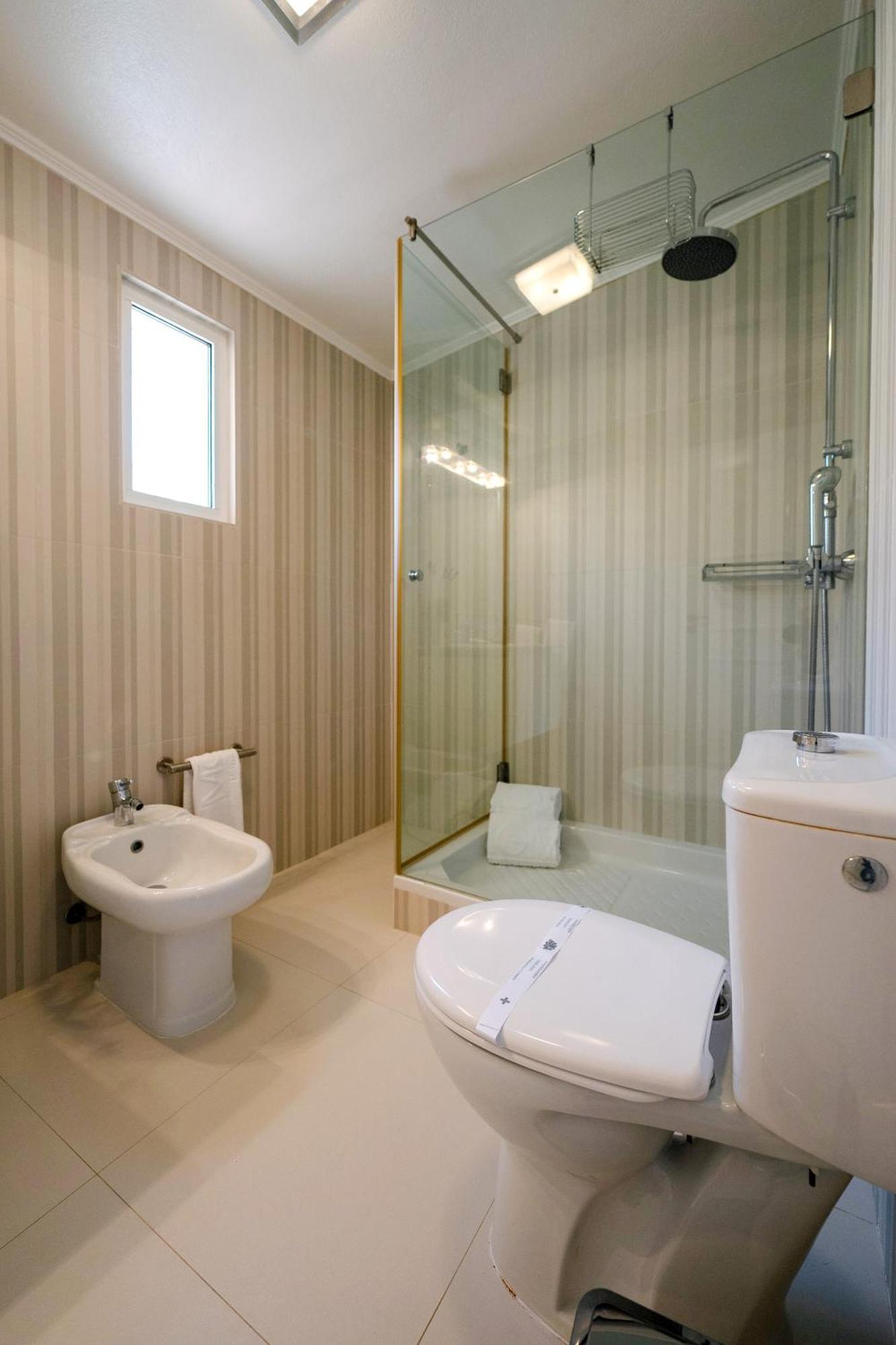 Sunrise Beach Villa 6 Bedrooms