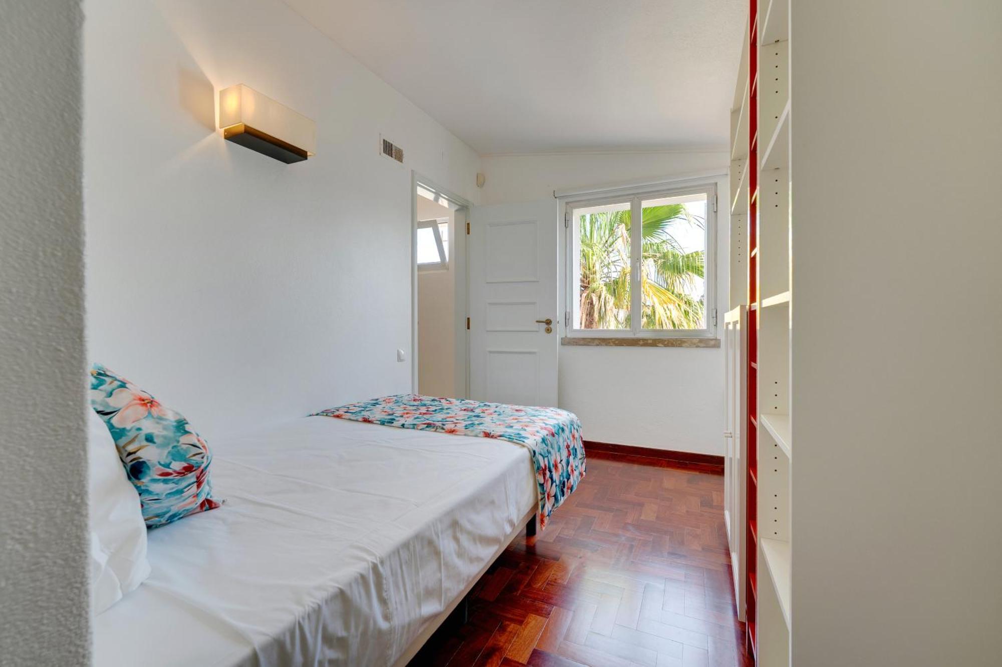 Sunrise Beach Villa 6 Bedrooms