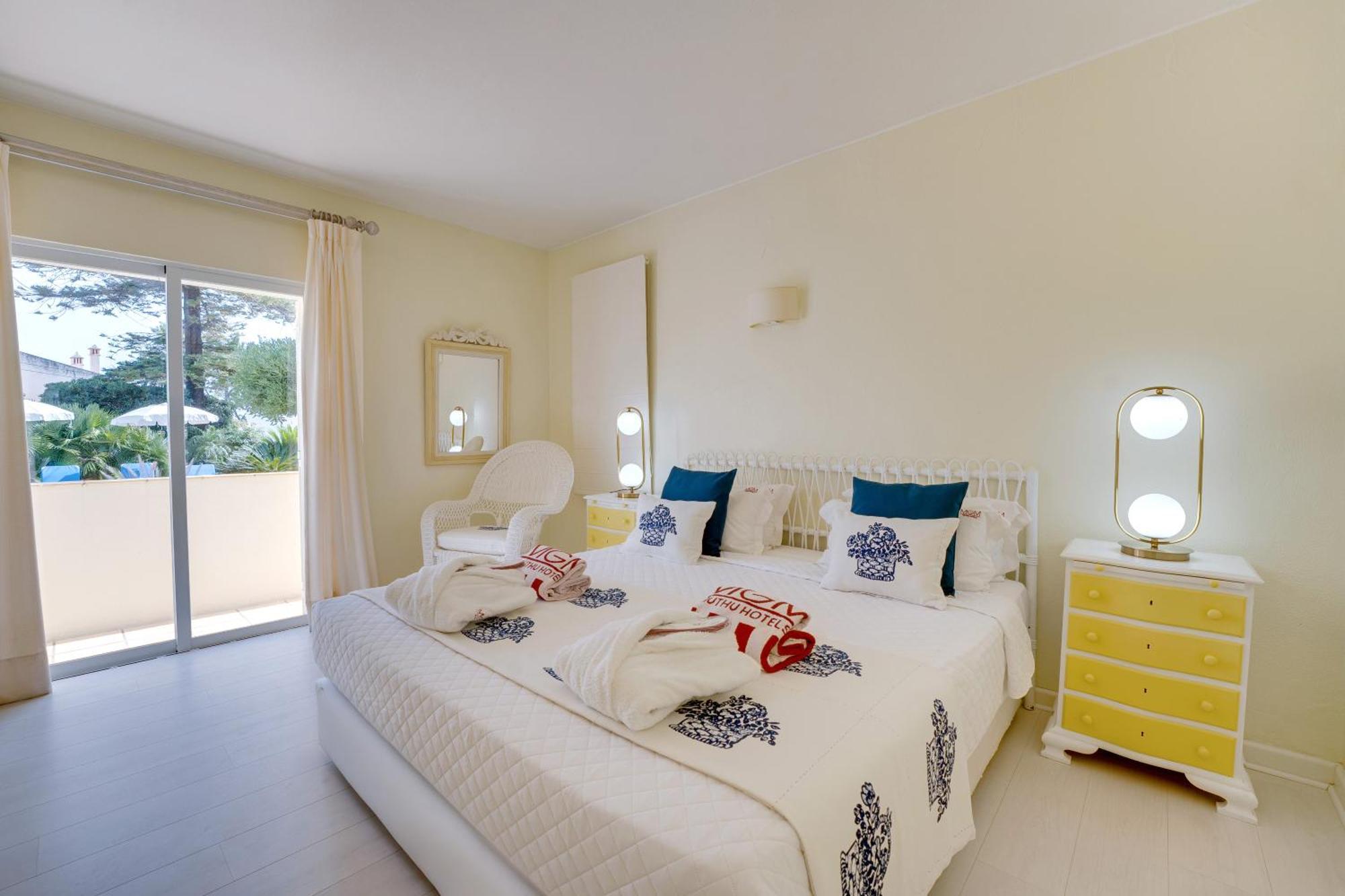 Sunrise Beach Villa 6 Bedrooms