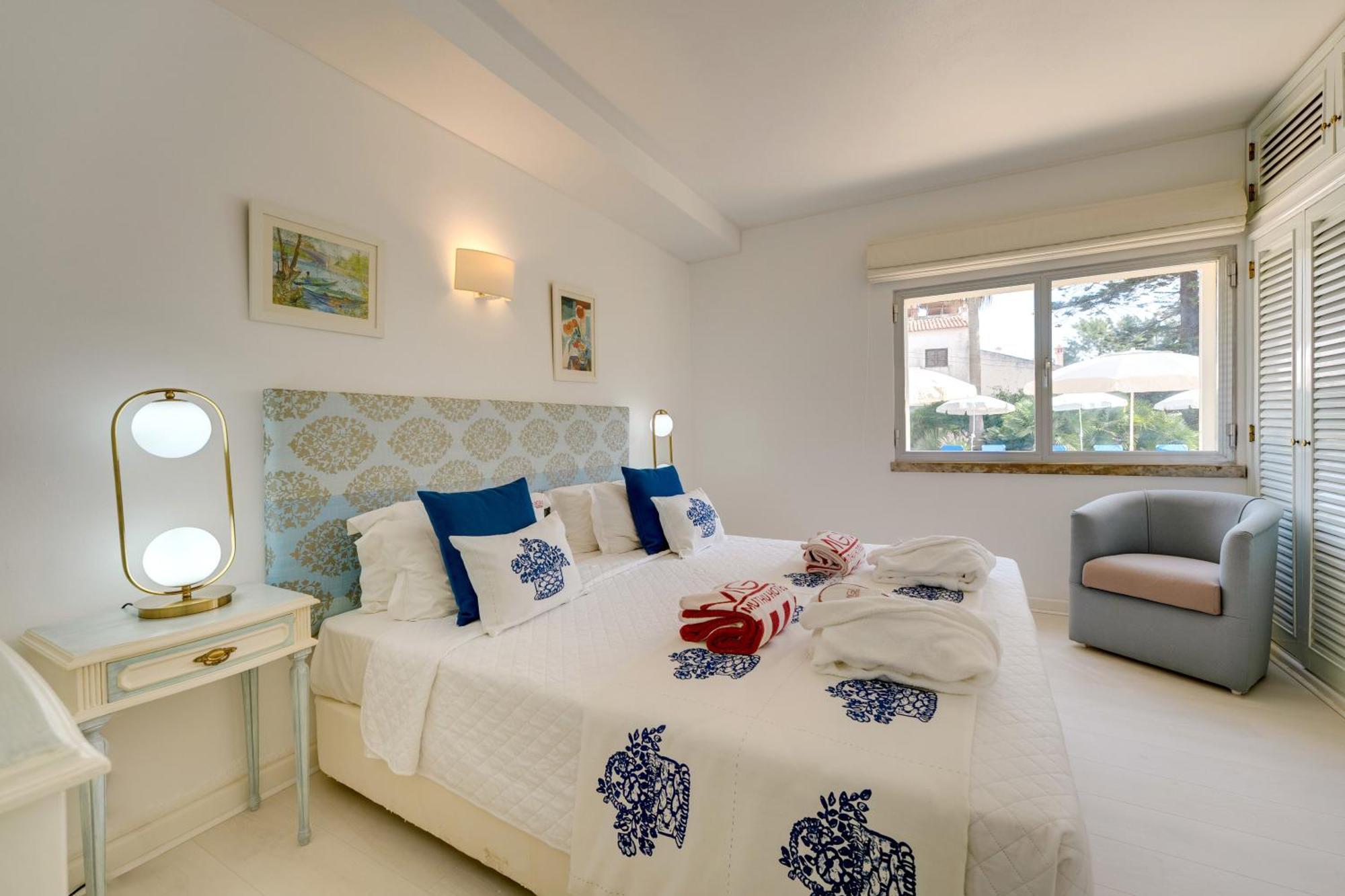 Sunrise Beach Villa 6 Bedrooms
